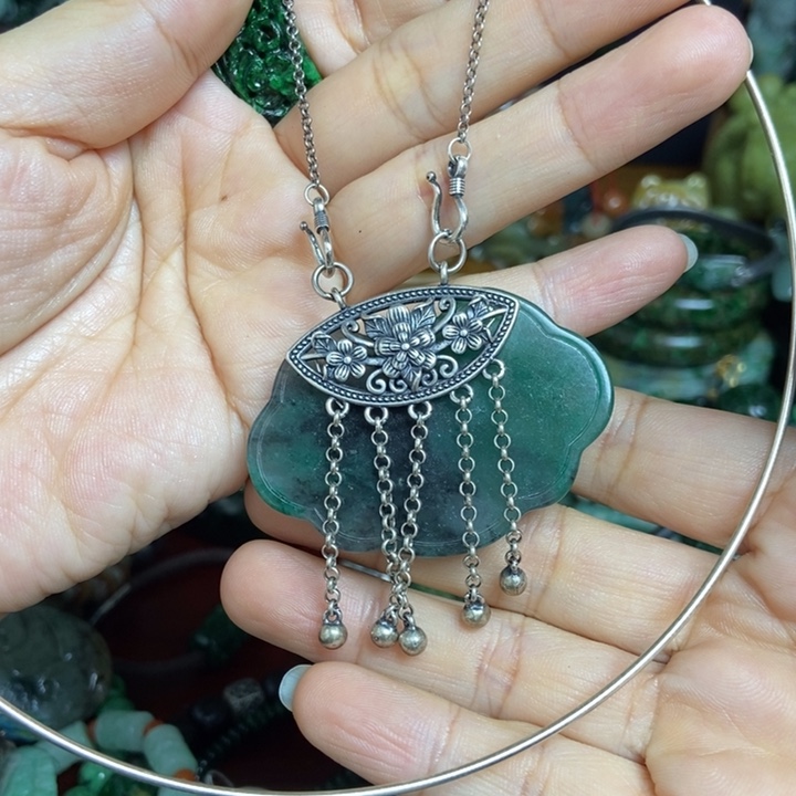 湖水绿吊坠银项圈一套可分拍