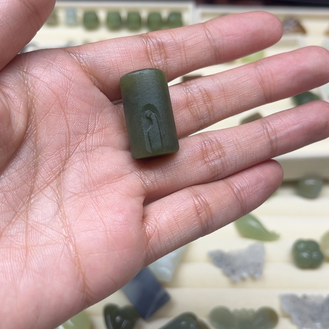 七***～和田玉未镶嵌珠宝半成品