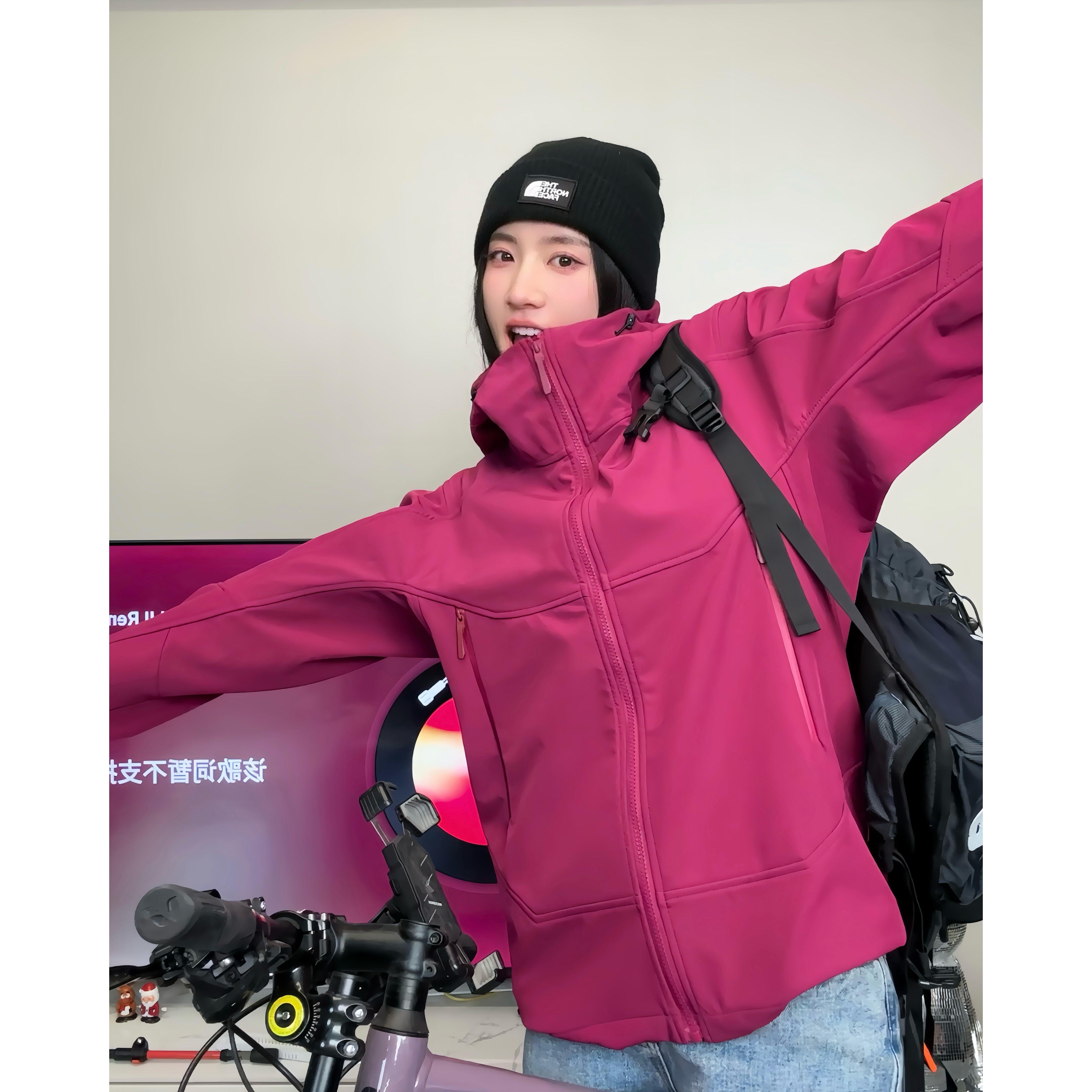 【蓄热保温】男女户外运动防风防泼水情侣保暖加绒软壳冲锋衣C1095