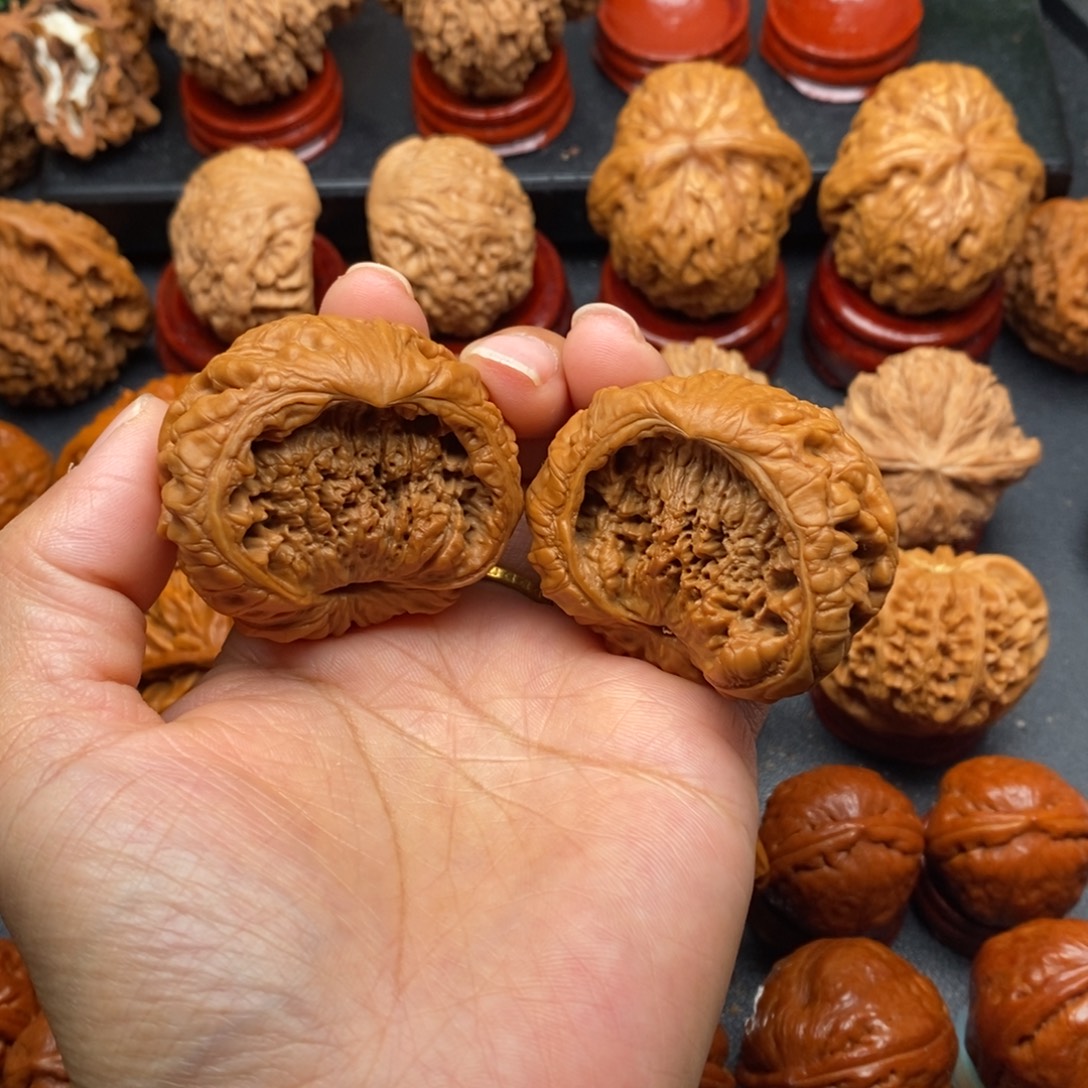 文玩核桃把件蛇头