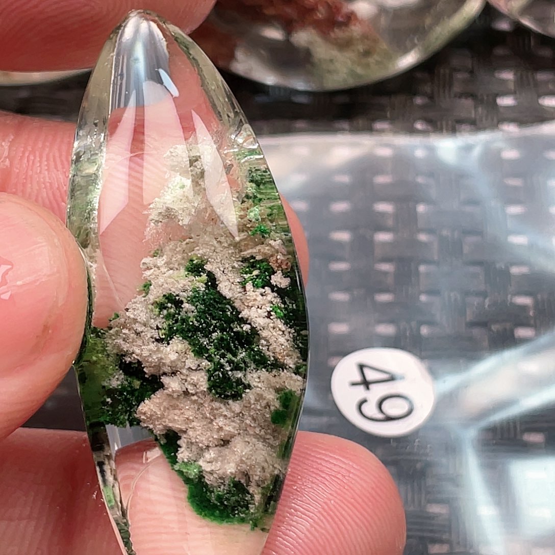 【闪购商品】颈饰未镶嵌水晶宝*?