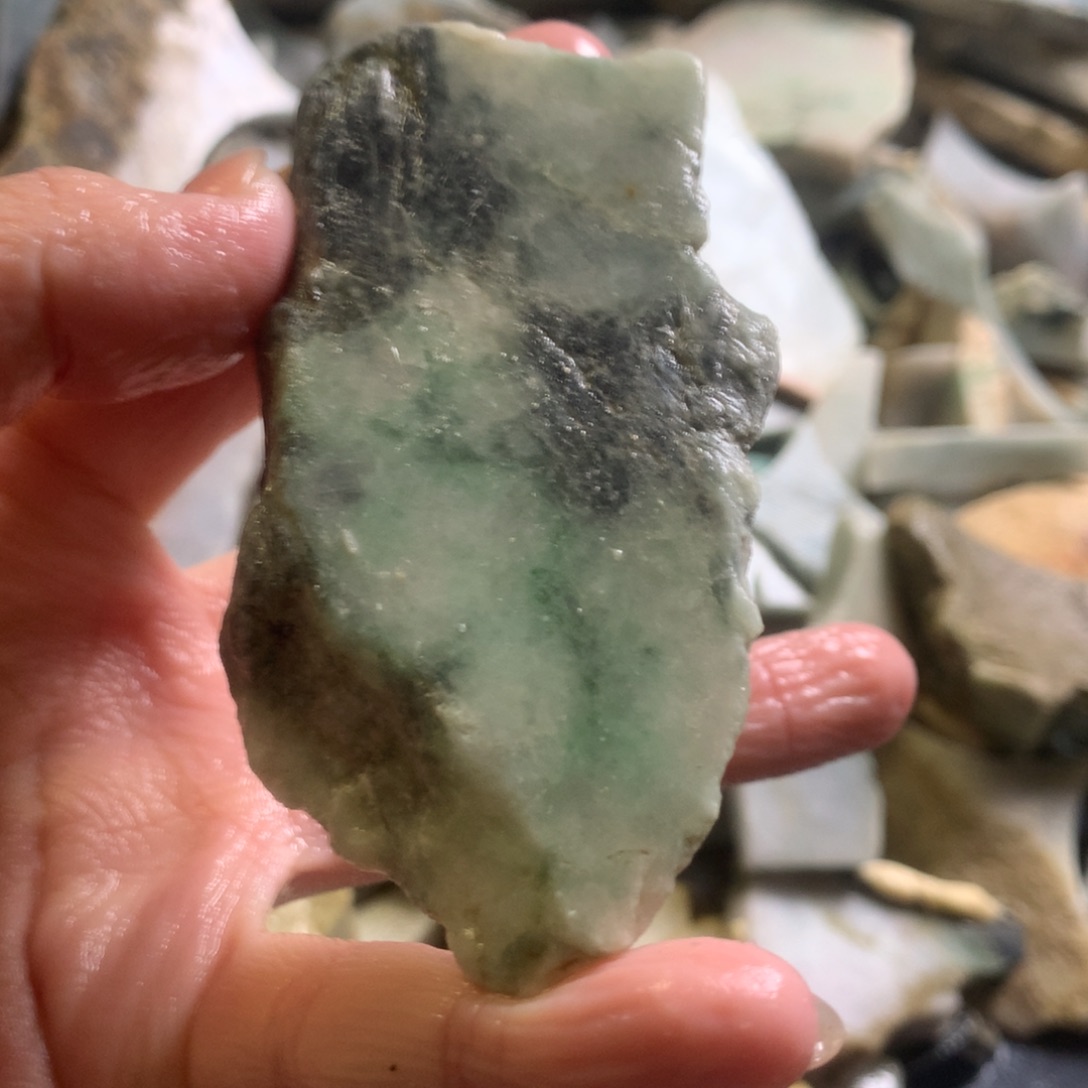 翡翠颈饰未镶嵌缅甸翡翠