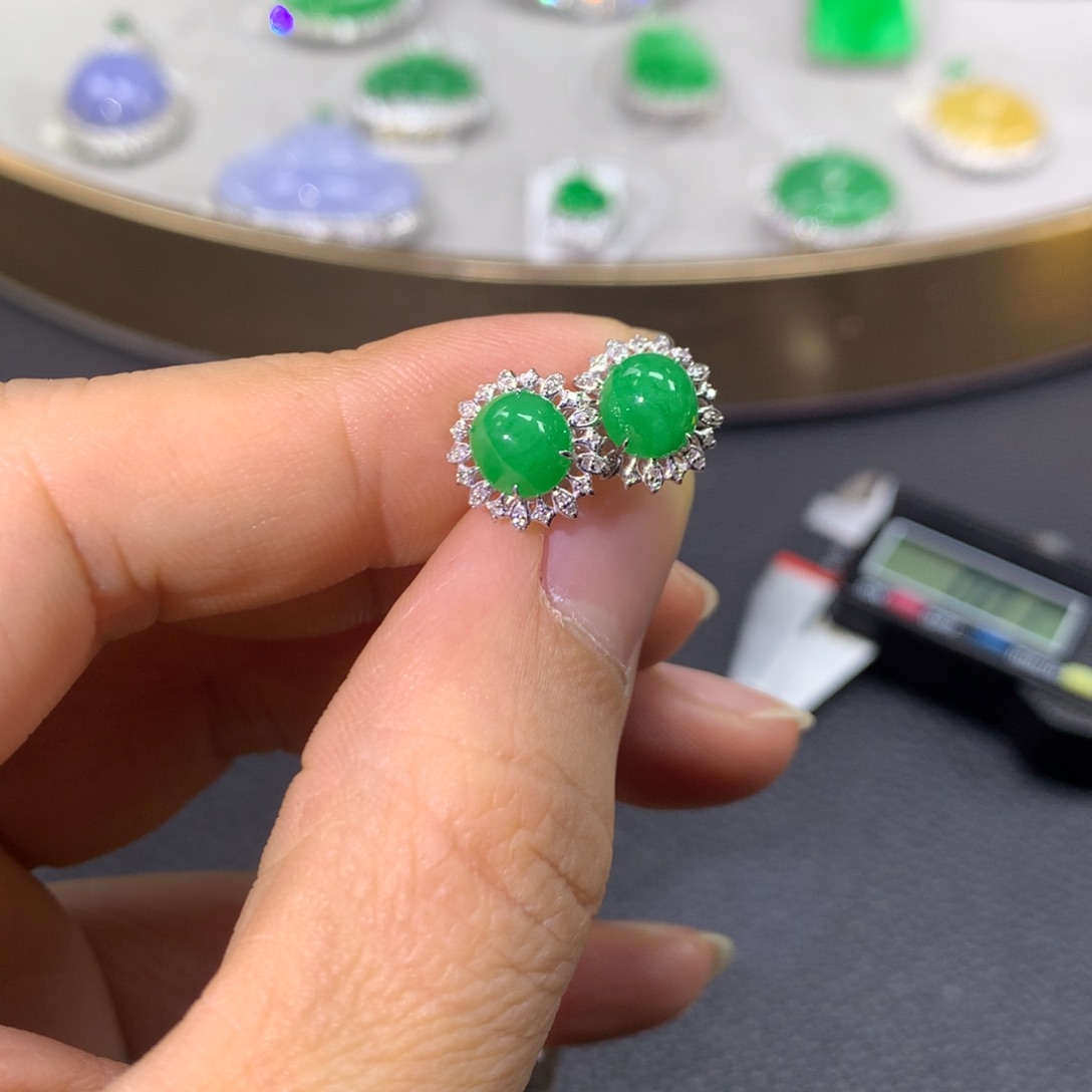 翡翠耳饰18K金镶嵌翡翠