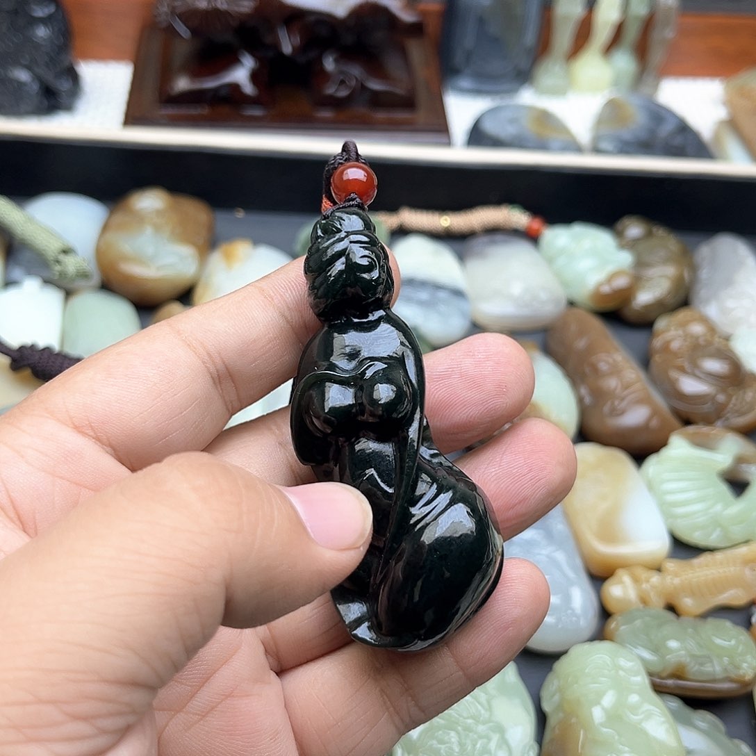 和田玉挂件未镶嵌风*痕