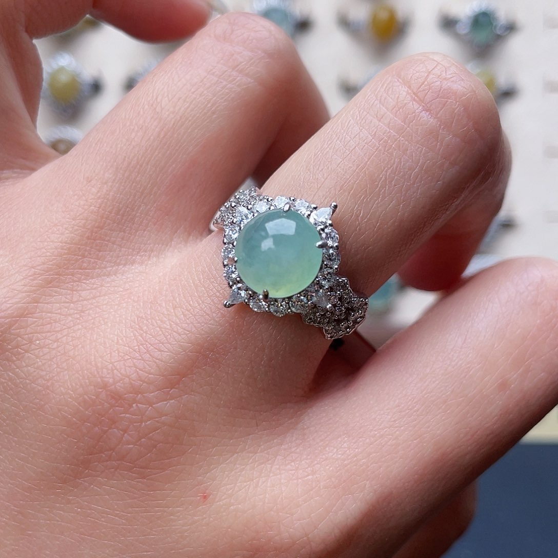 翡翠戒指未镶嵌戒指