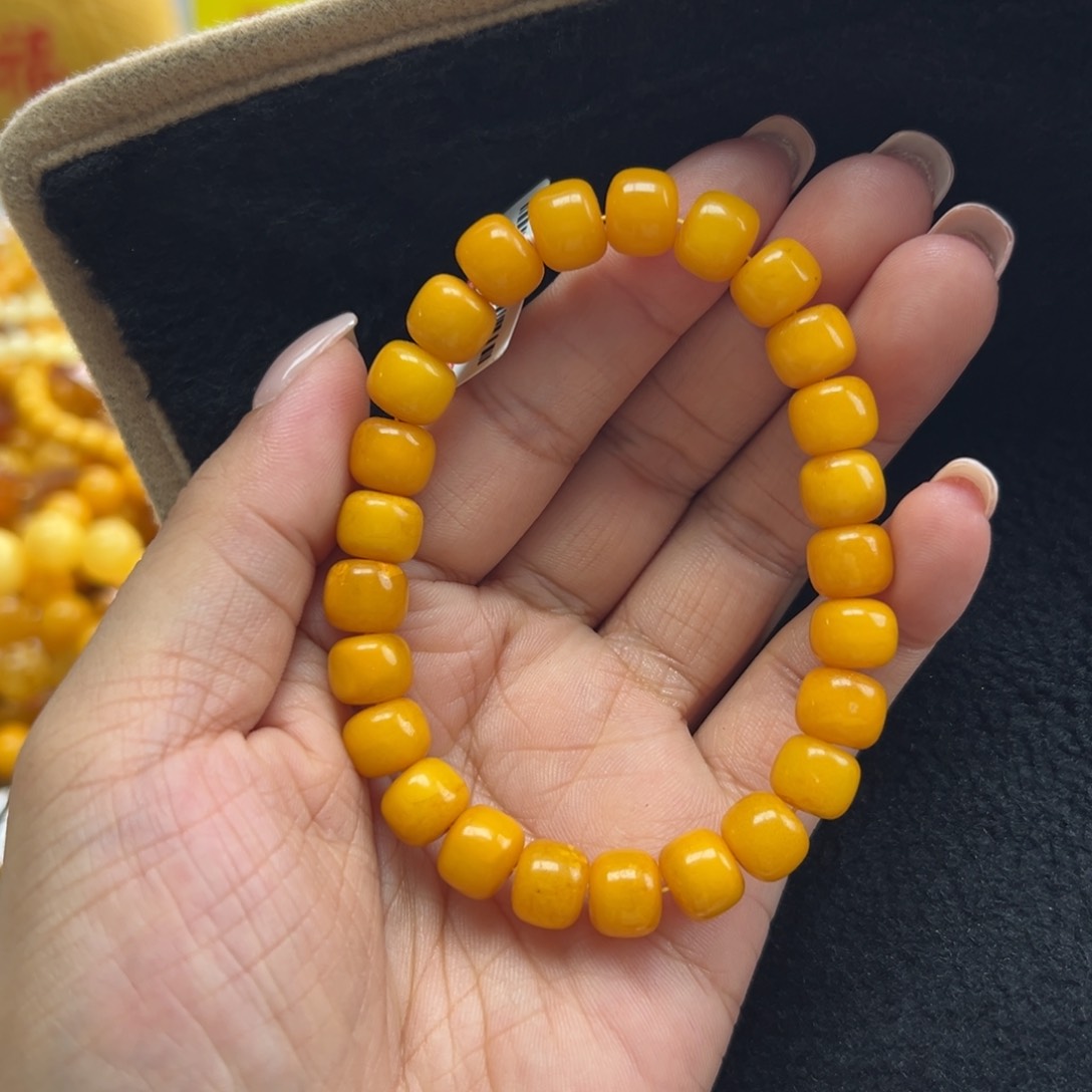 未镶嵌琥珀珠宝奇石老****）