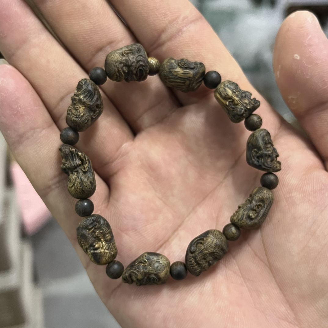 沉香沉香【十八罗汉】手串单圈9g+多样性发一