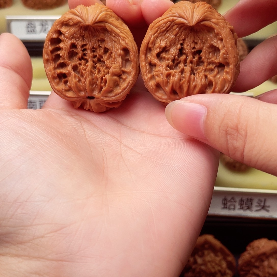 顺***溜吊坠文玩核桃大沽石蛇