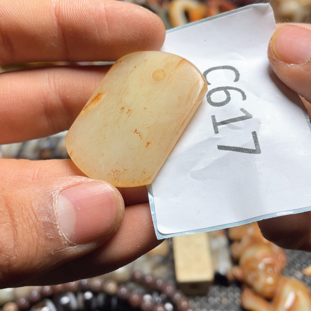 和田玉（糖玉）挂件未镶嵌