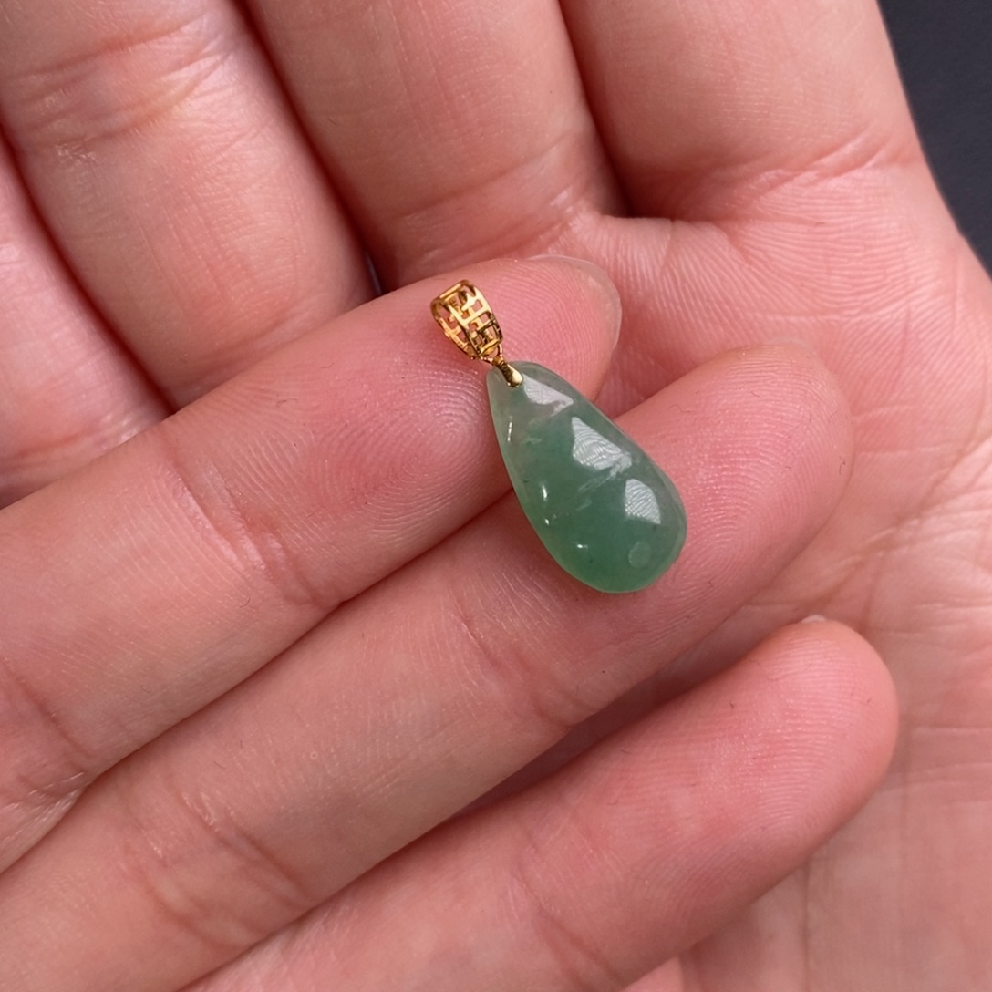 翡翠颈饰18K金镶嵌福豆