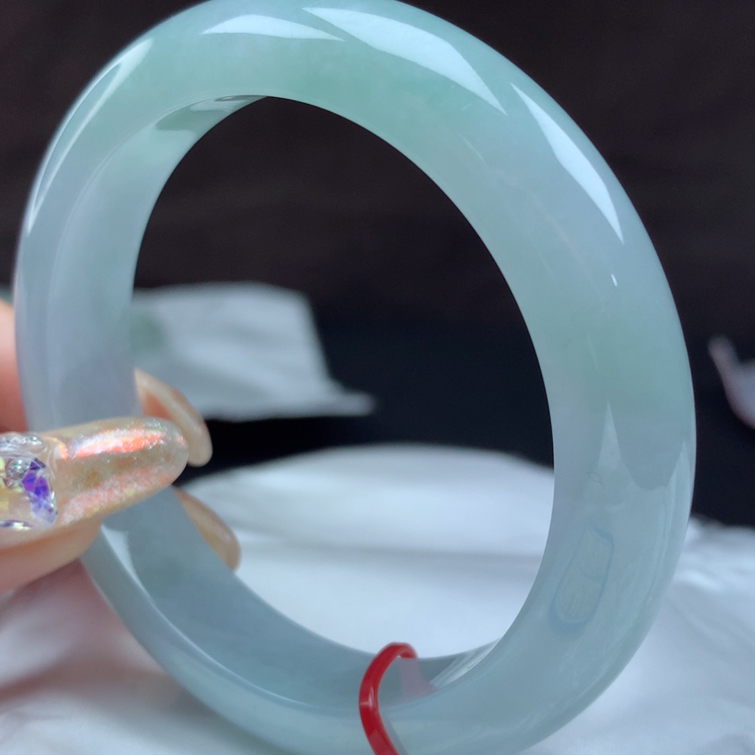 翡翠手镯未镶嵌96318，