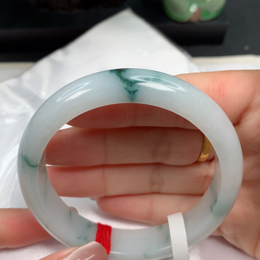 翡翠手镯未镶嵌54 54 54