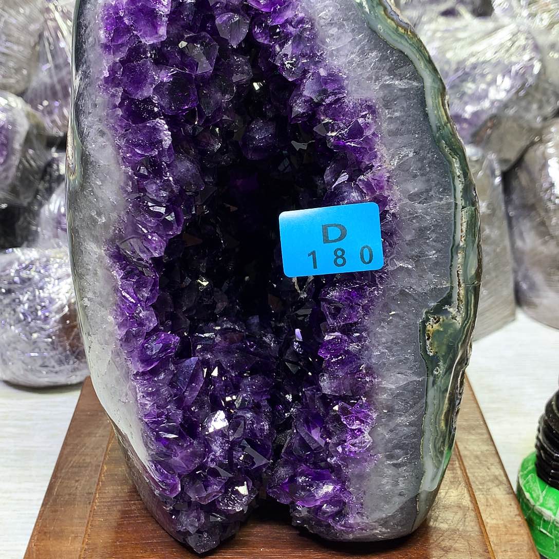紫晶大型摆件（非配饰）未镶嵌