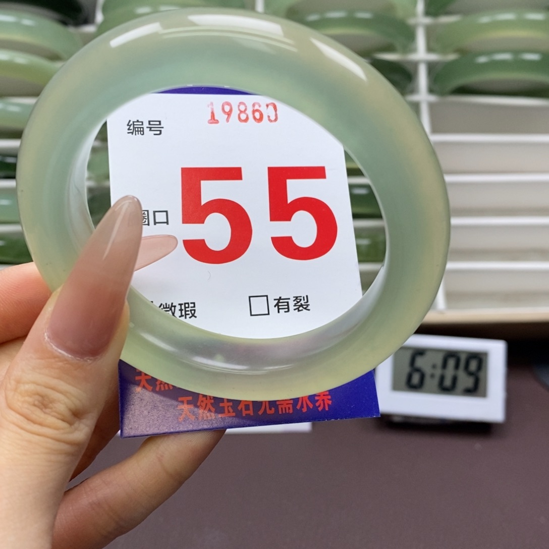 未镶嵌蛇纹石玉手镯
