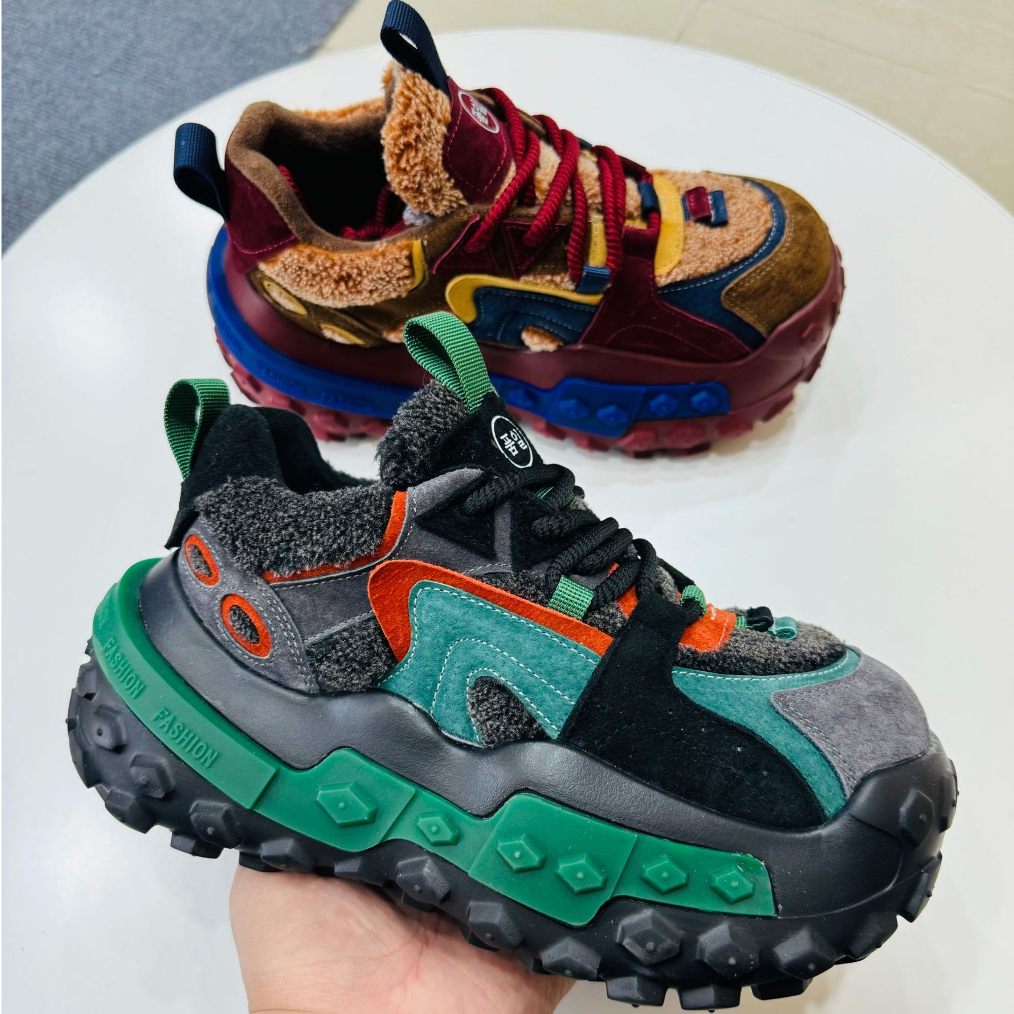 2025冬季新款轮胎厚底增高休闲时尚加绒保暖撞色真皮手工制老爹鞋