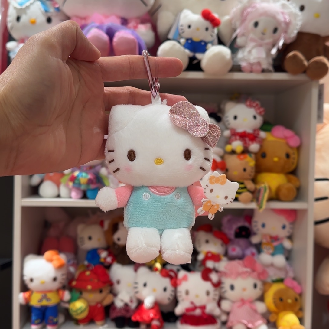 毛绒香港限定kt挂件