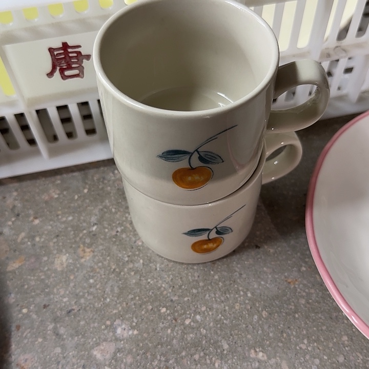 白瓷收集时光杏李杯