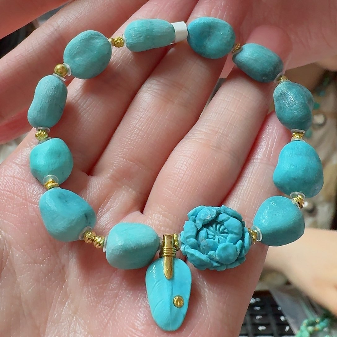 绿松石珠宝奇石18K金镶嵌