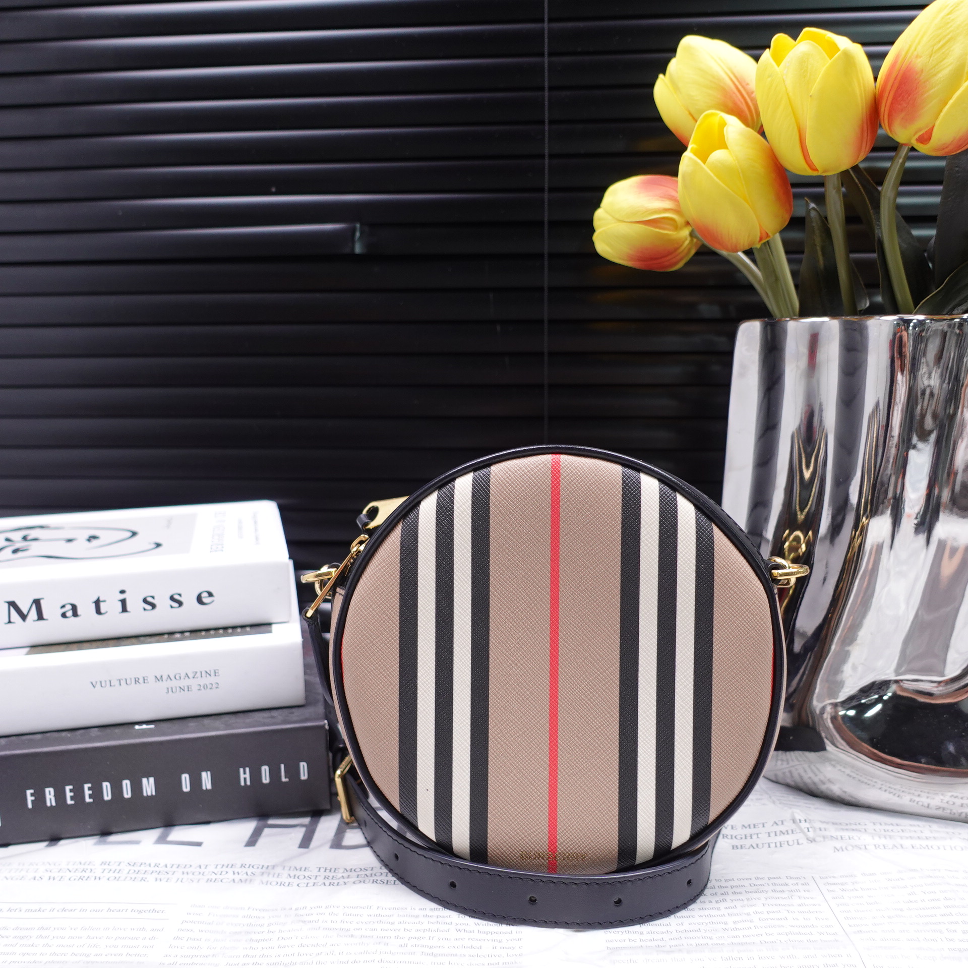 95新 BURBERRY/博柏利 巴宝莉/单肩包/T10331383
