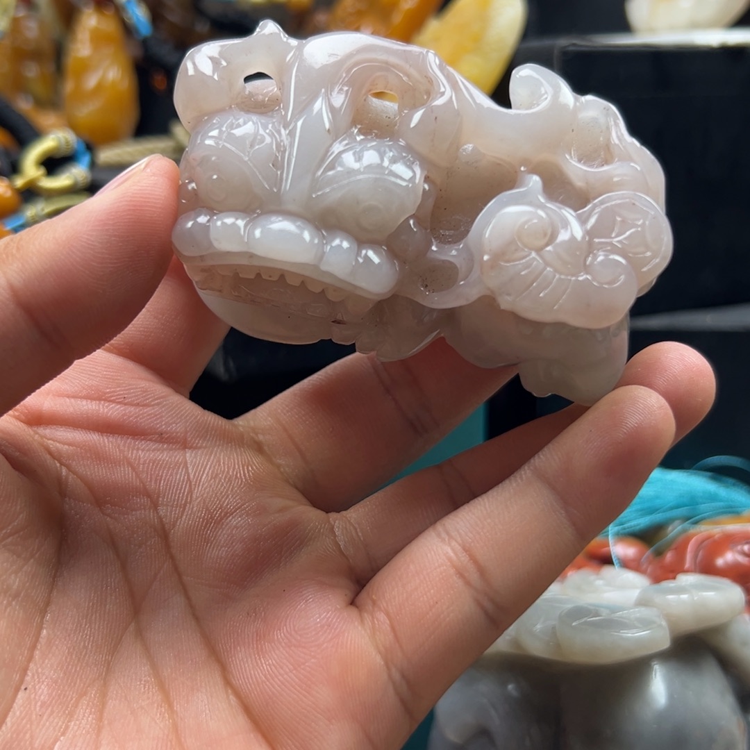 石英质玉（黄龙玉）未镶嵌多选发其一