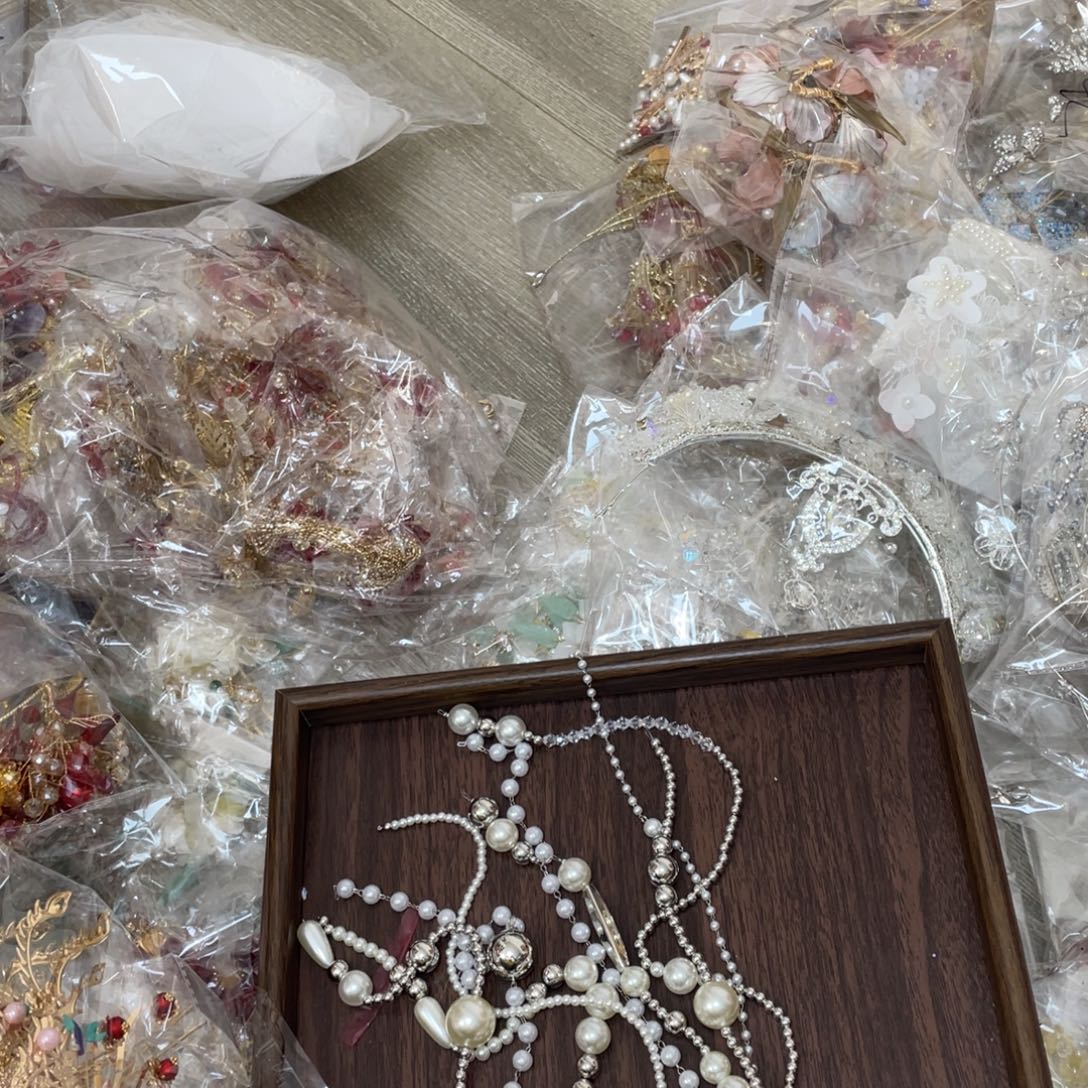 混合材质新娘头饰默认微瑕不退换