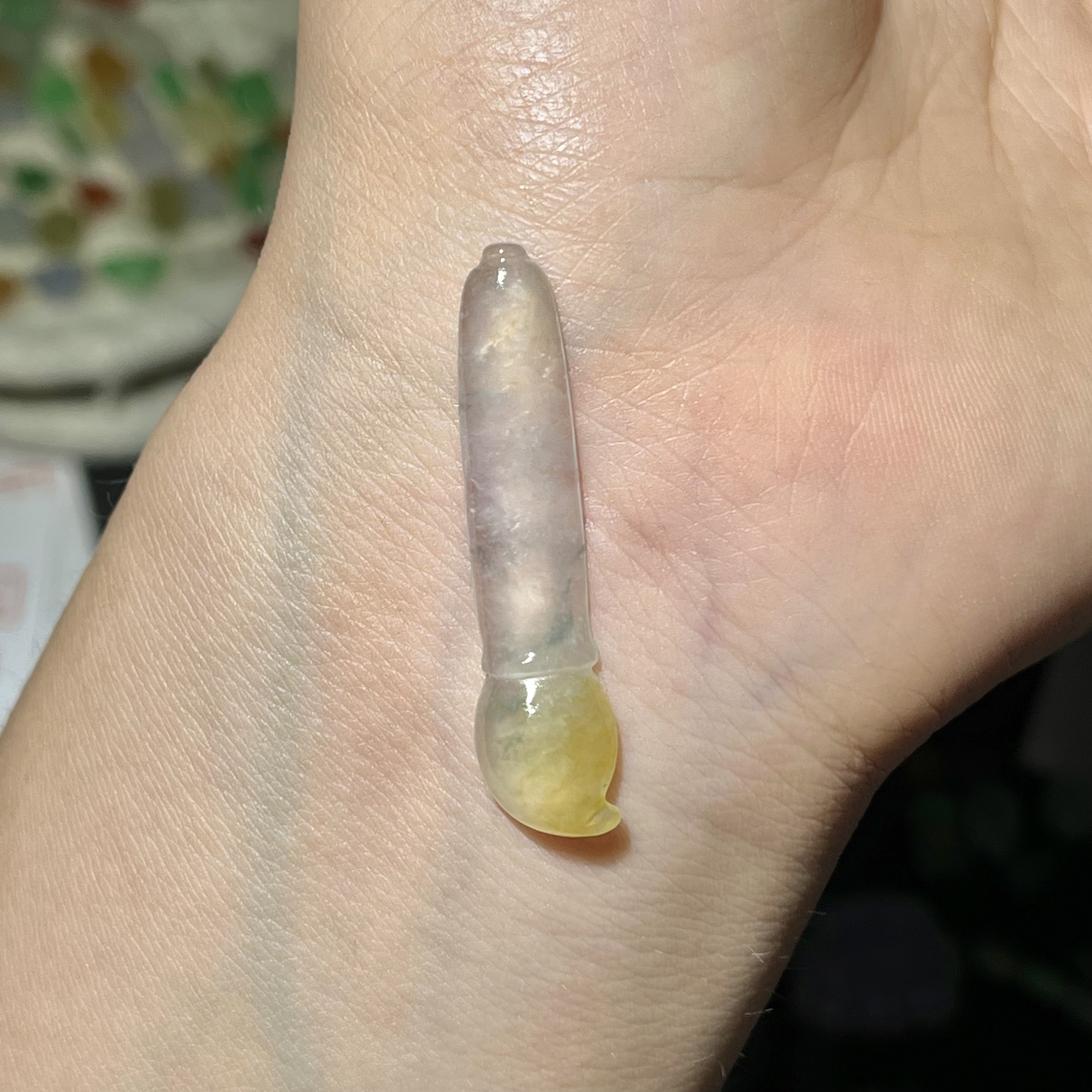 天然缅甸A货翡翠冰种黄加绿毛笔锁骨吊坠