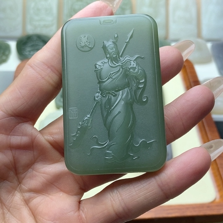 和田玉颈饰未镶嵌捂**风