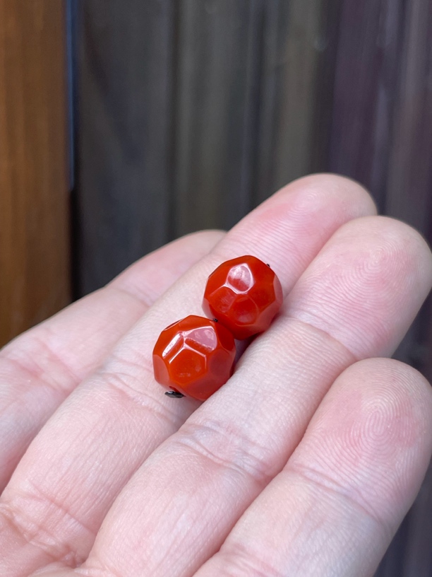 8号:南红瓦西满色满肉锦红10.5无相对珠