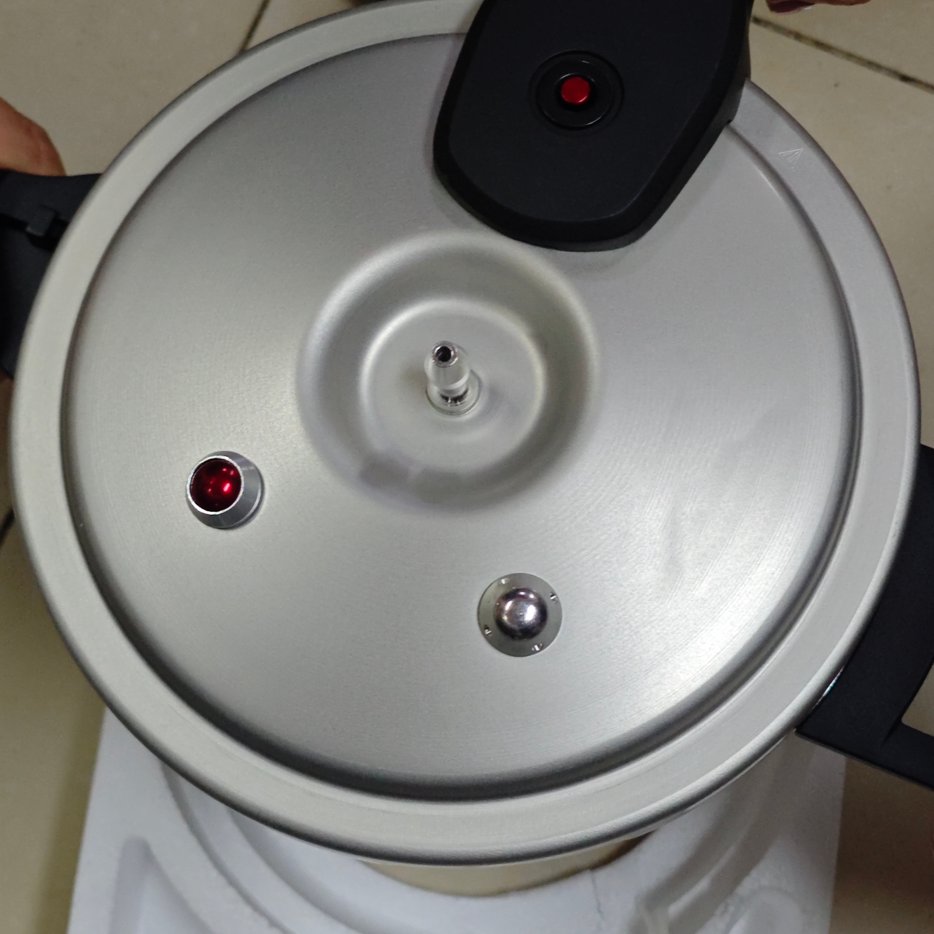 锅/听主播讲解自行研究