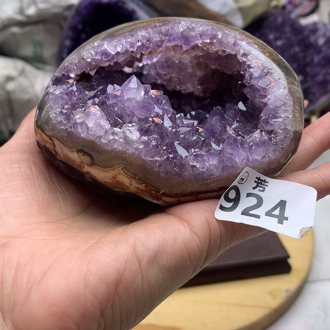 紫晶大型摆件（非配饰）未镶嵌