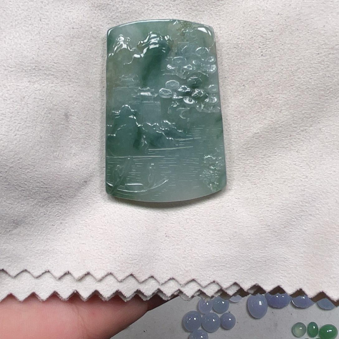 未镶嵌翡翠耳饰1