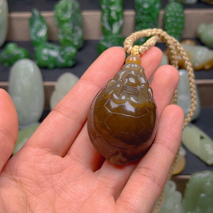 和田玉挂件未镶嵌