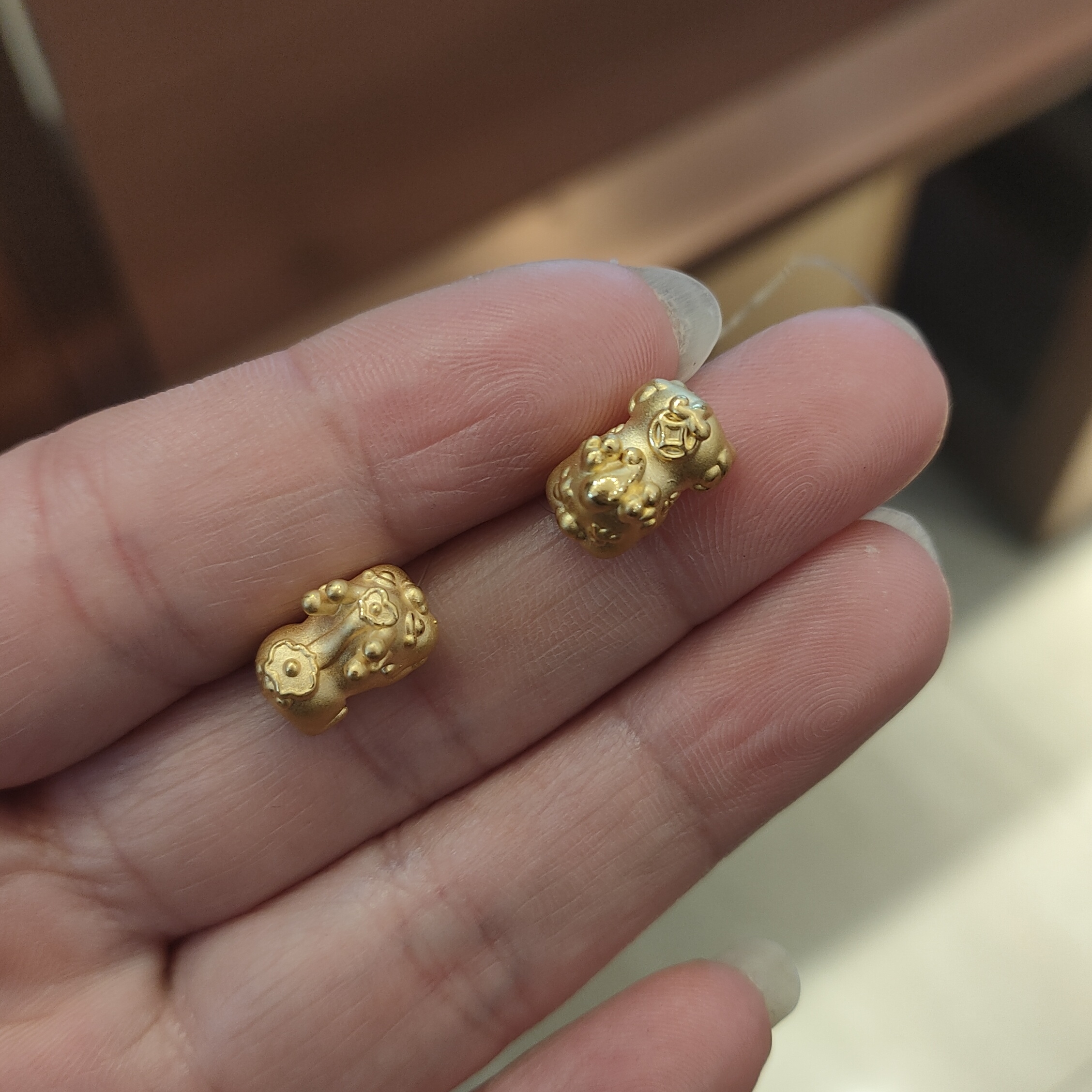 六桂福足金时尚貔貅中穿