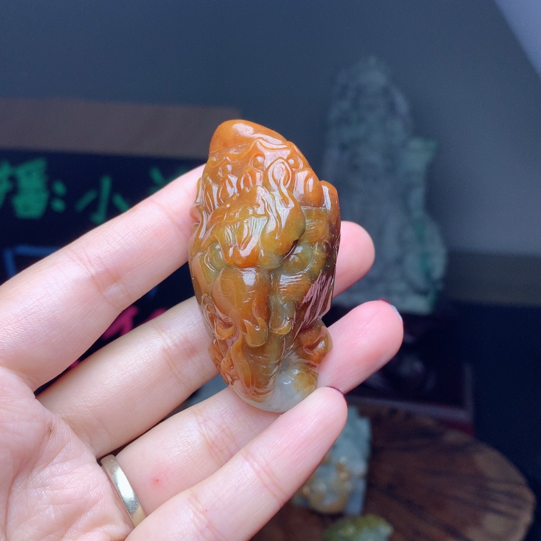 定制翡翠未镶嵌翡翠