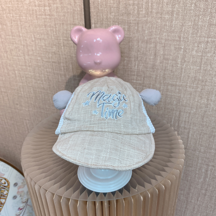 B367      宝宝杏色拼接帽子