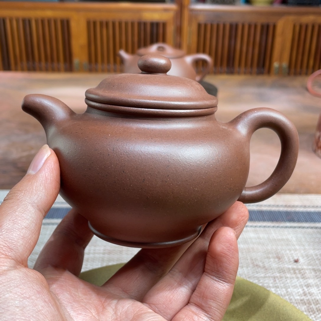 紫砂茶壶?**?宜兴紫砂原矿紫砂壶