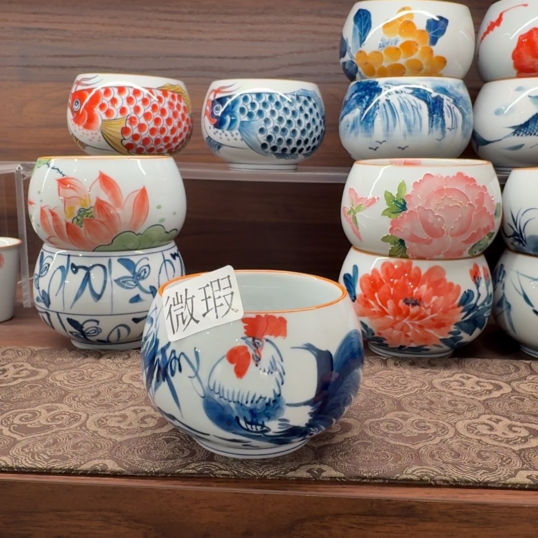 釉下手绘茶具微瑕