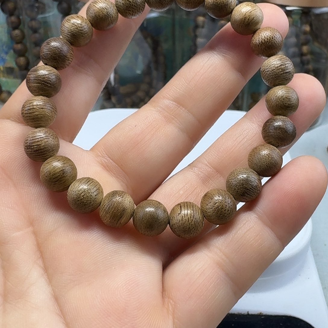 赫***推木0.8mm=88原味纯天然沉香手串