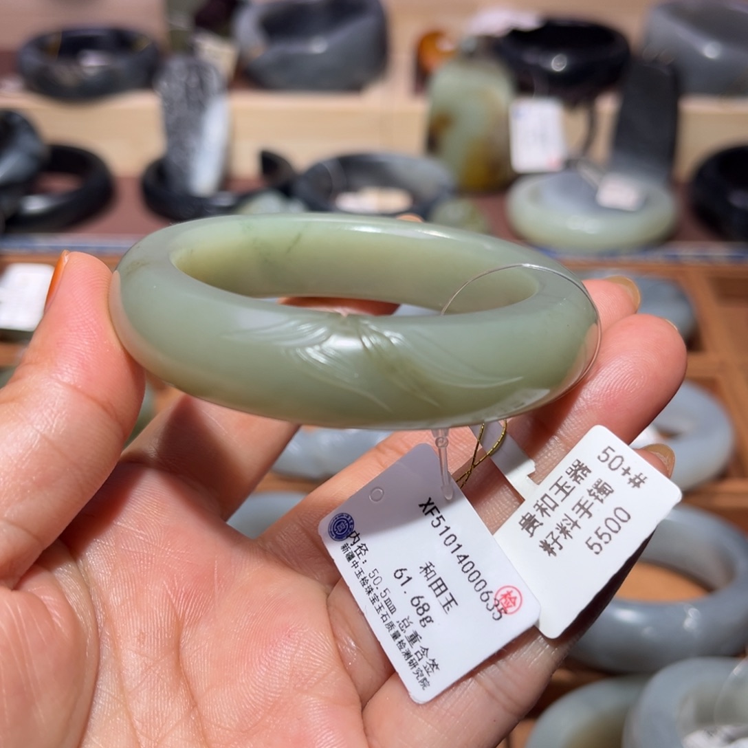 和田玉（子料）未镶嵌手镯