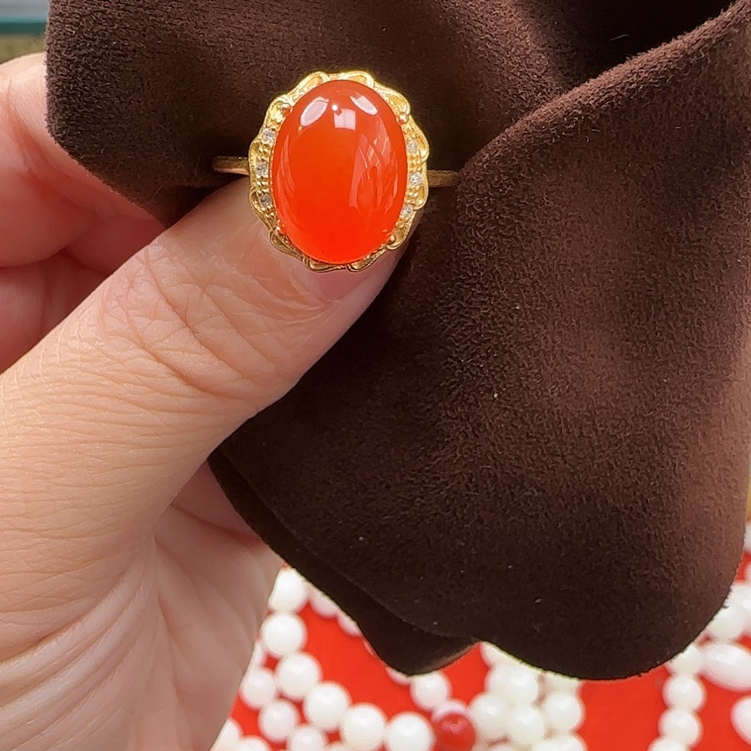 南红玛瑙未镶嵌戒指