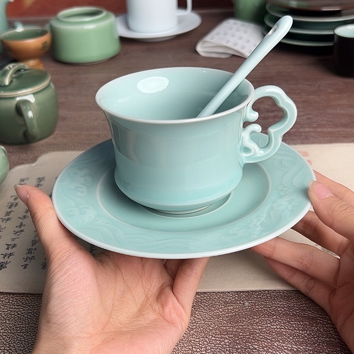 龙泉云间青瓷小米茶器