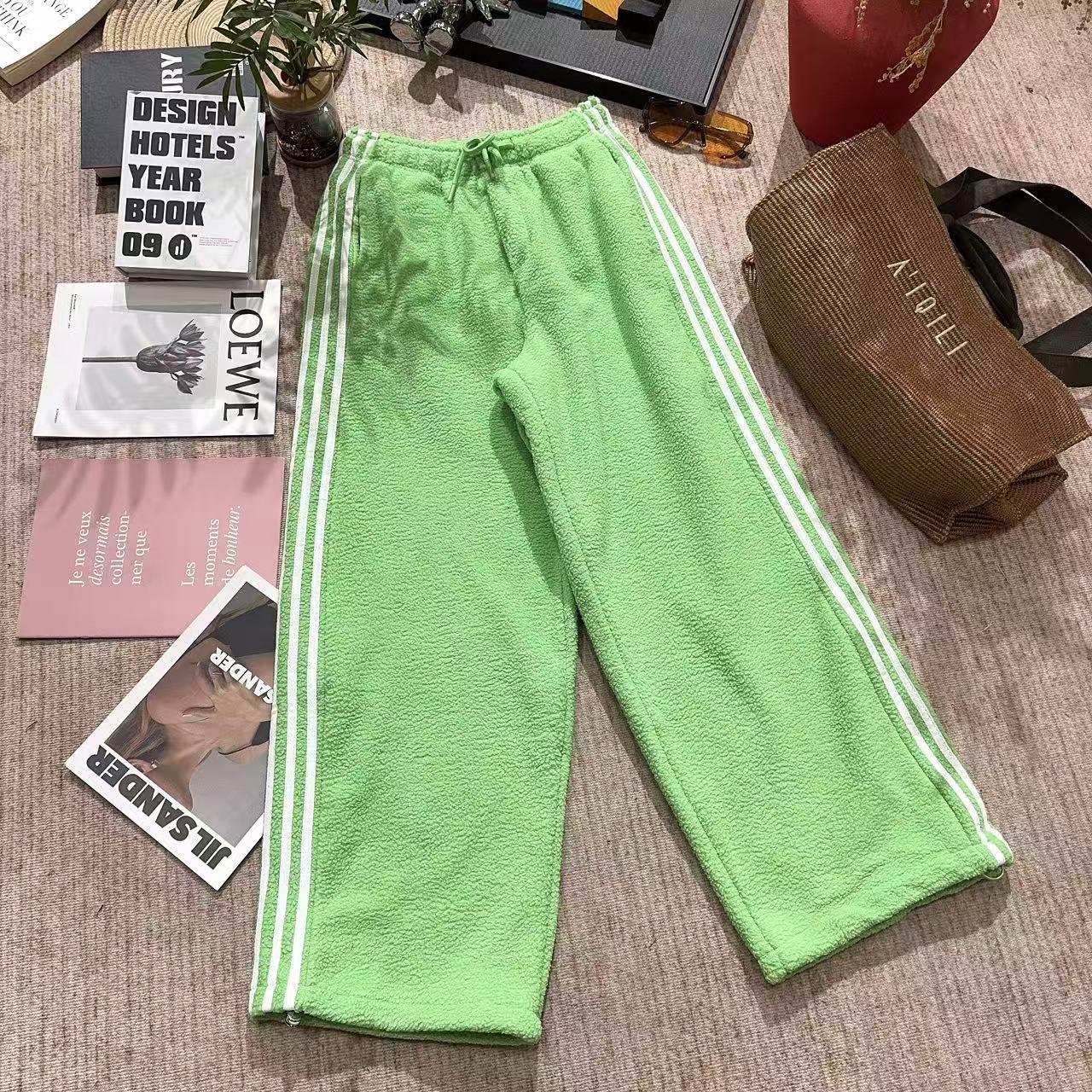 2025冬季新款韩版百搭纯色加绒加厚阔腿休闲裤5299