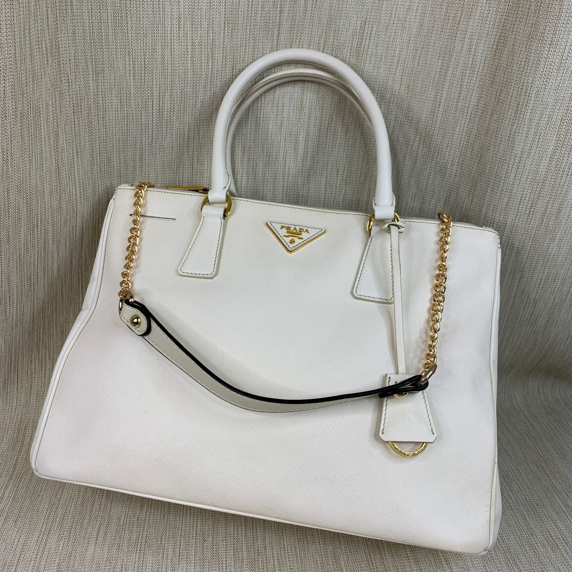 95新 Prada/普拉达 白色杀手包/EE10113210/3210