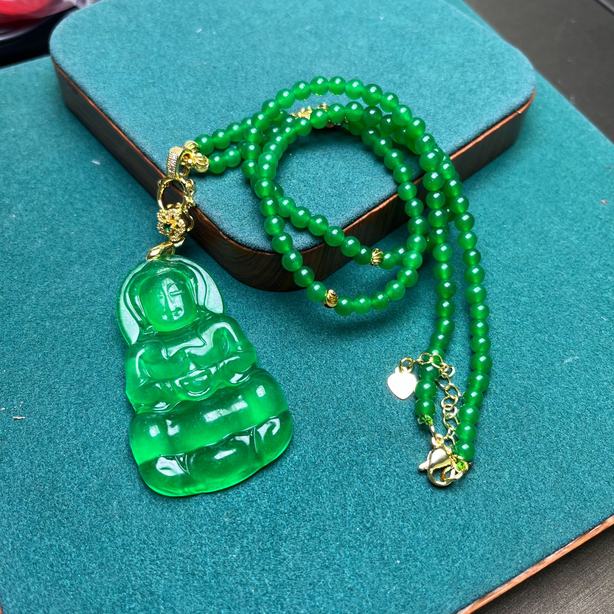 主播推荐吊坠 绿观音精工雕刻吊坠链A1431