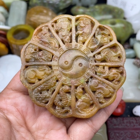 蛇纹石玉未镶嵌颈饰111