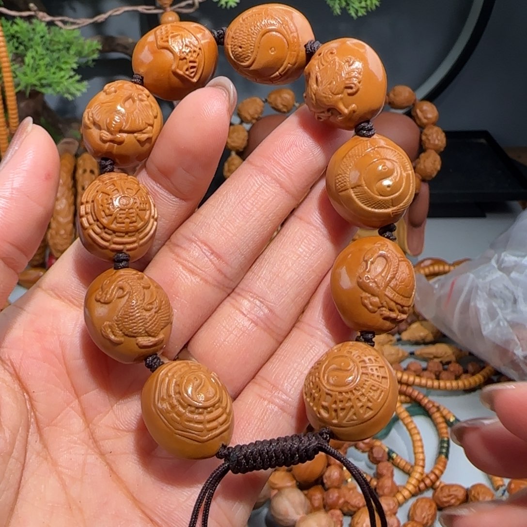 手串/手链橄榄核福利待遇