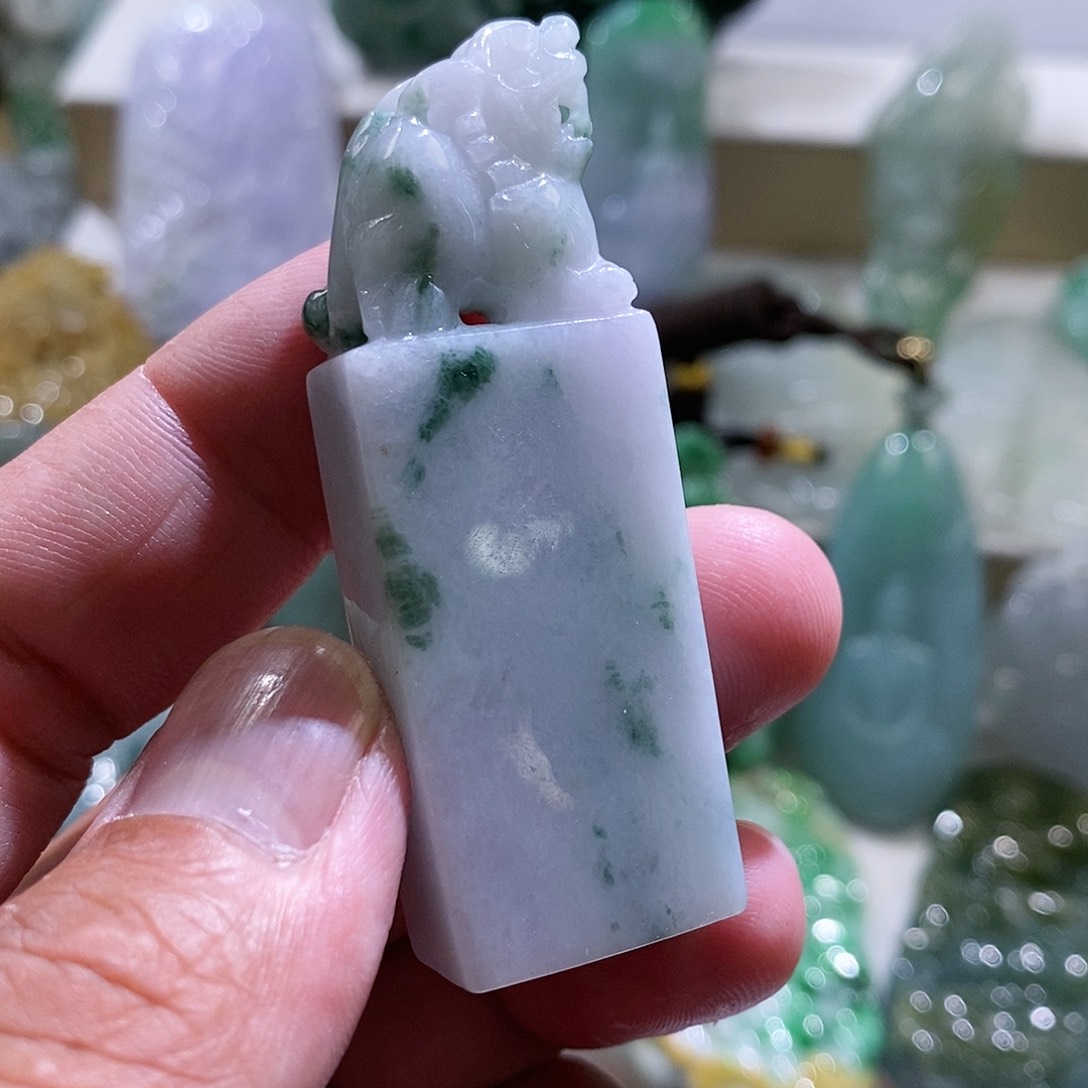 【闪购商品】翡翠颈饰未镶嵌111111111111