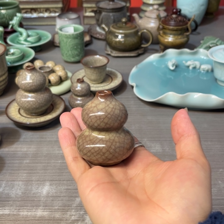 传世哥窑 小小葫芦