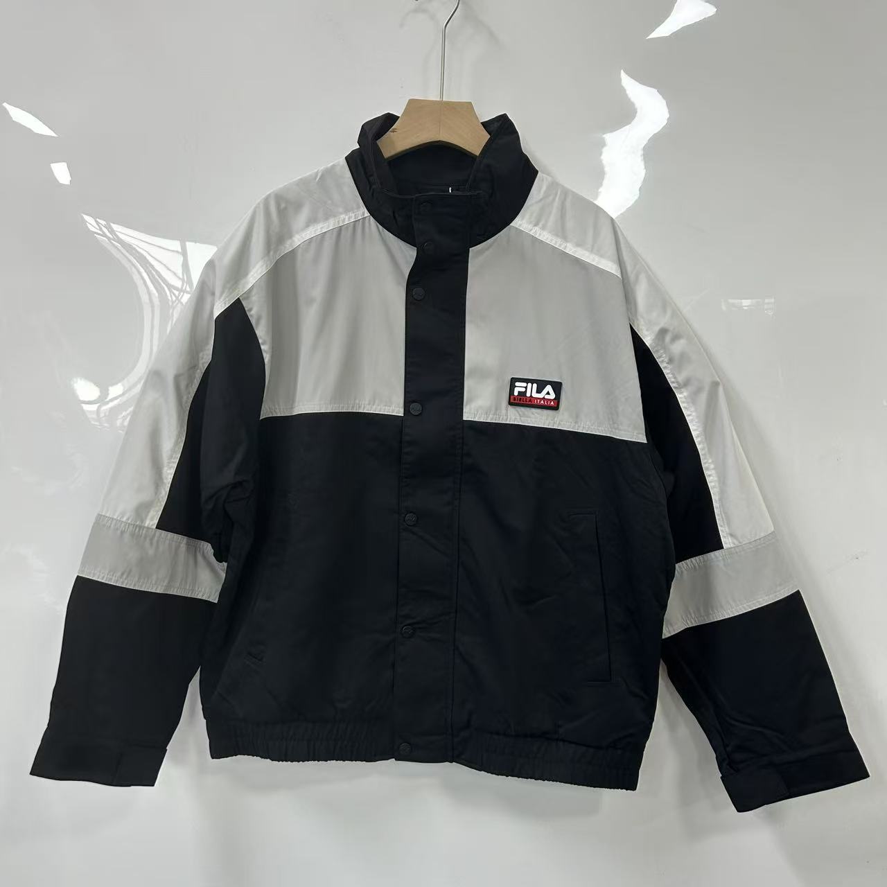 Fila/斐乐斐乐 复古休闲运动拼色外套夹克 FS2JKD1101X