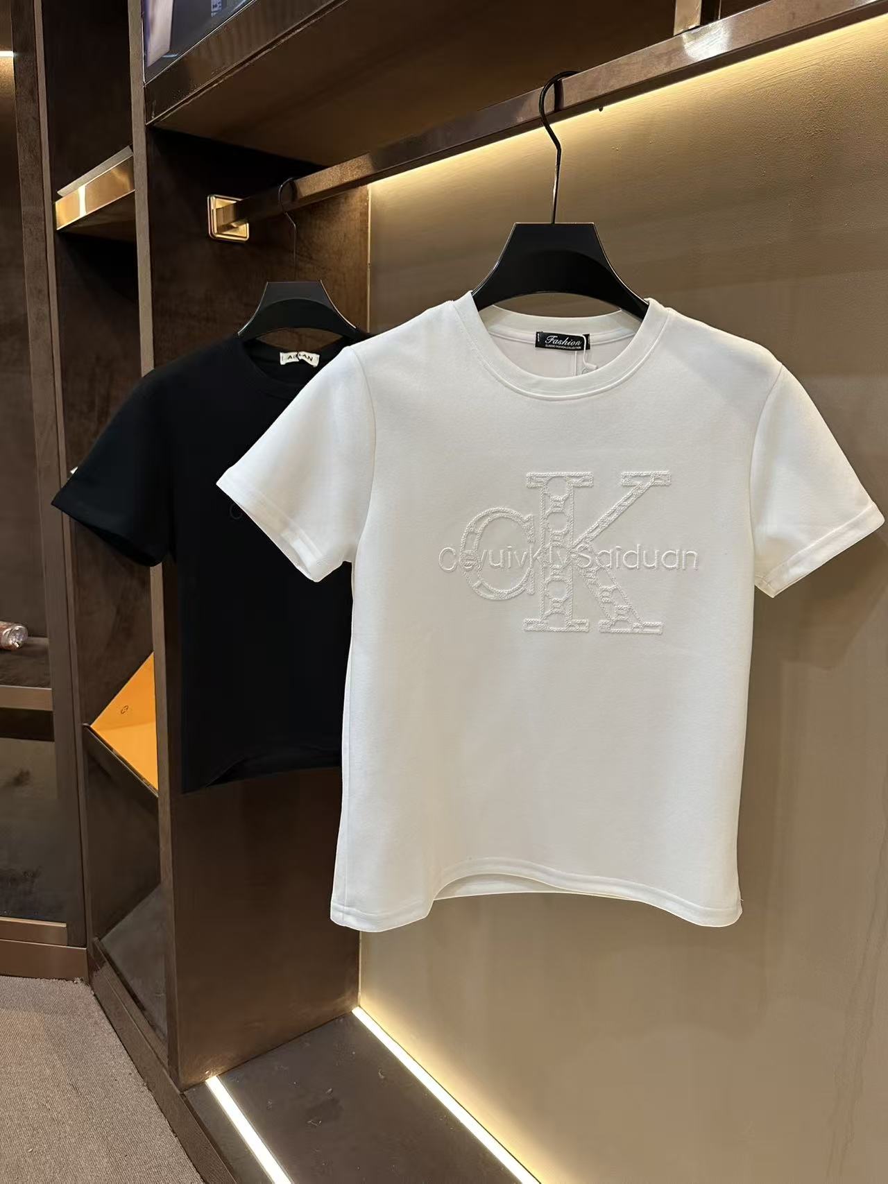 男士秋冬新款轻奢休闲百搭修身时尚半袖S456